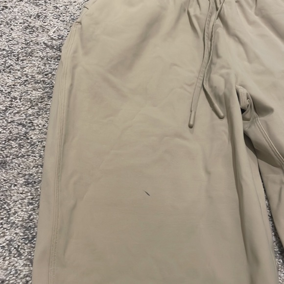 Lululemon Keep Moving Jogger - Picture 4 of 6